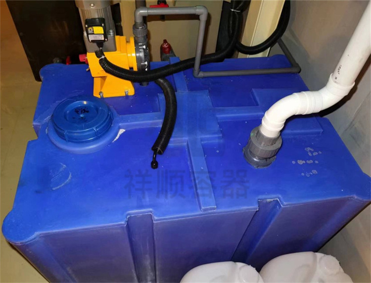 方形塑料搅拌桶 可安装搅拌机计量泵的小型搅拌罐