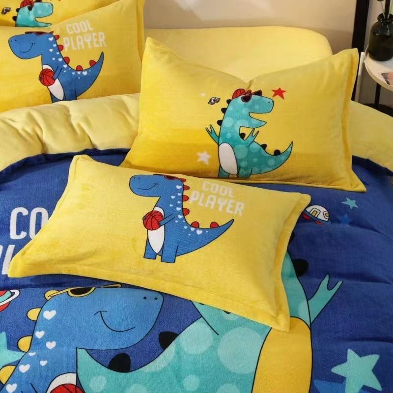 Hello kitty, Hello Kitty, warm pillowcase