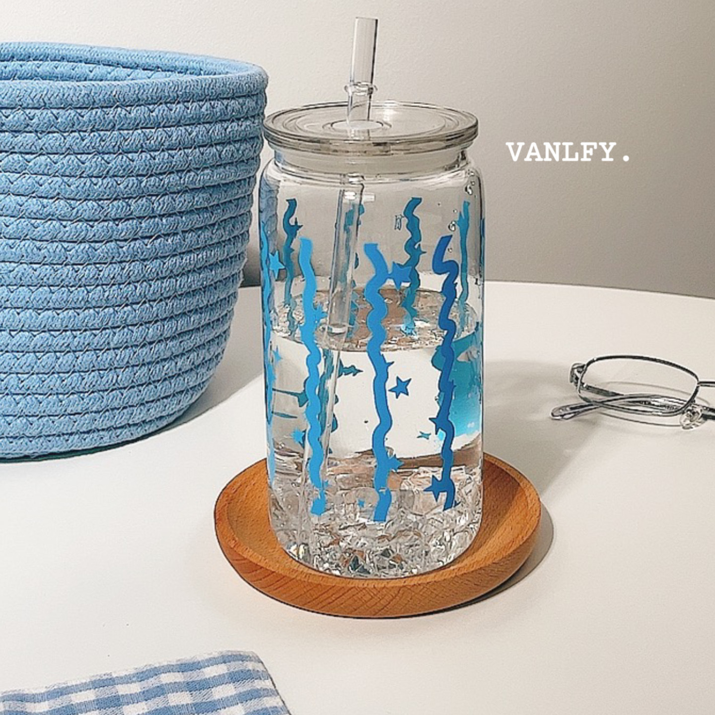 h2uTiviiztSHn2aJjQ1VWrJ5OeSaoZxpAtK3