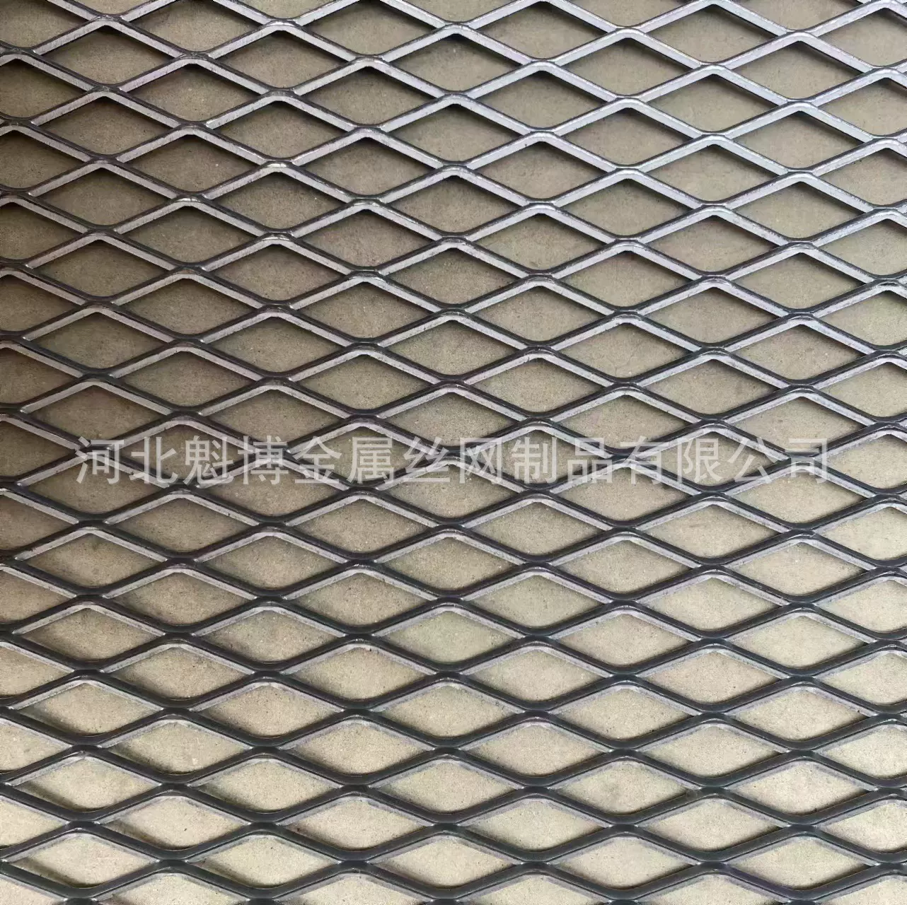 菱形金属拉伸扩张网重型金属板网加厚船舶脚踏钢板网机械防护网