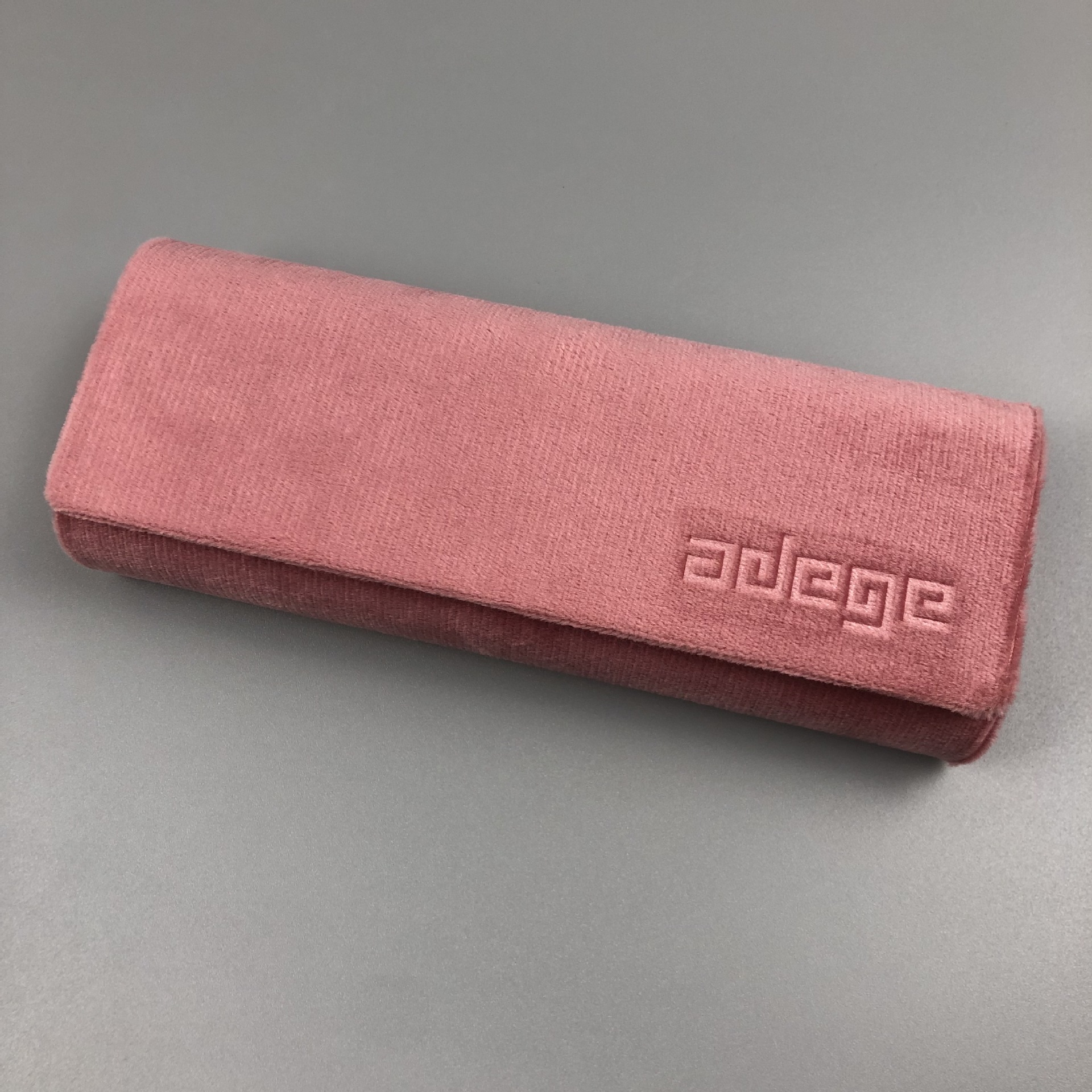 14F33DD07BA2405361DE6FCBF1D4EF