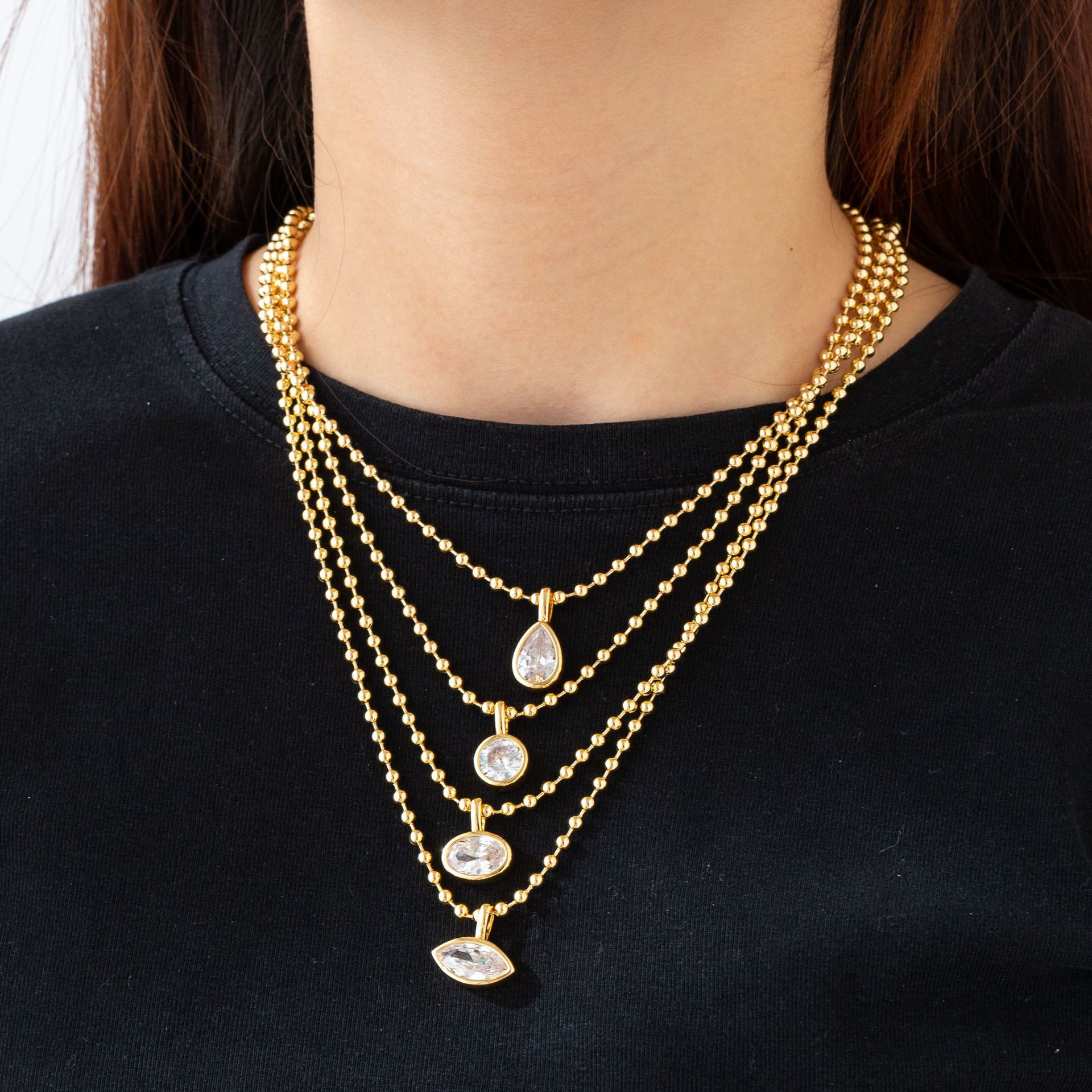Stok Avrupa-Amerika Çapraz Sınır Minimalist Şık Zirkon Pendant Kolye Hafif Lüks Yüksek Kalite Heryerde Kullanılabilir Şakşak Zinciri Takı Aksesuarı