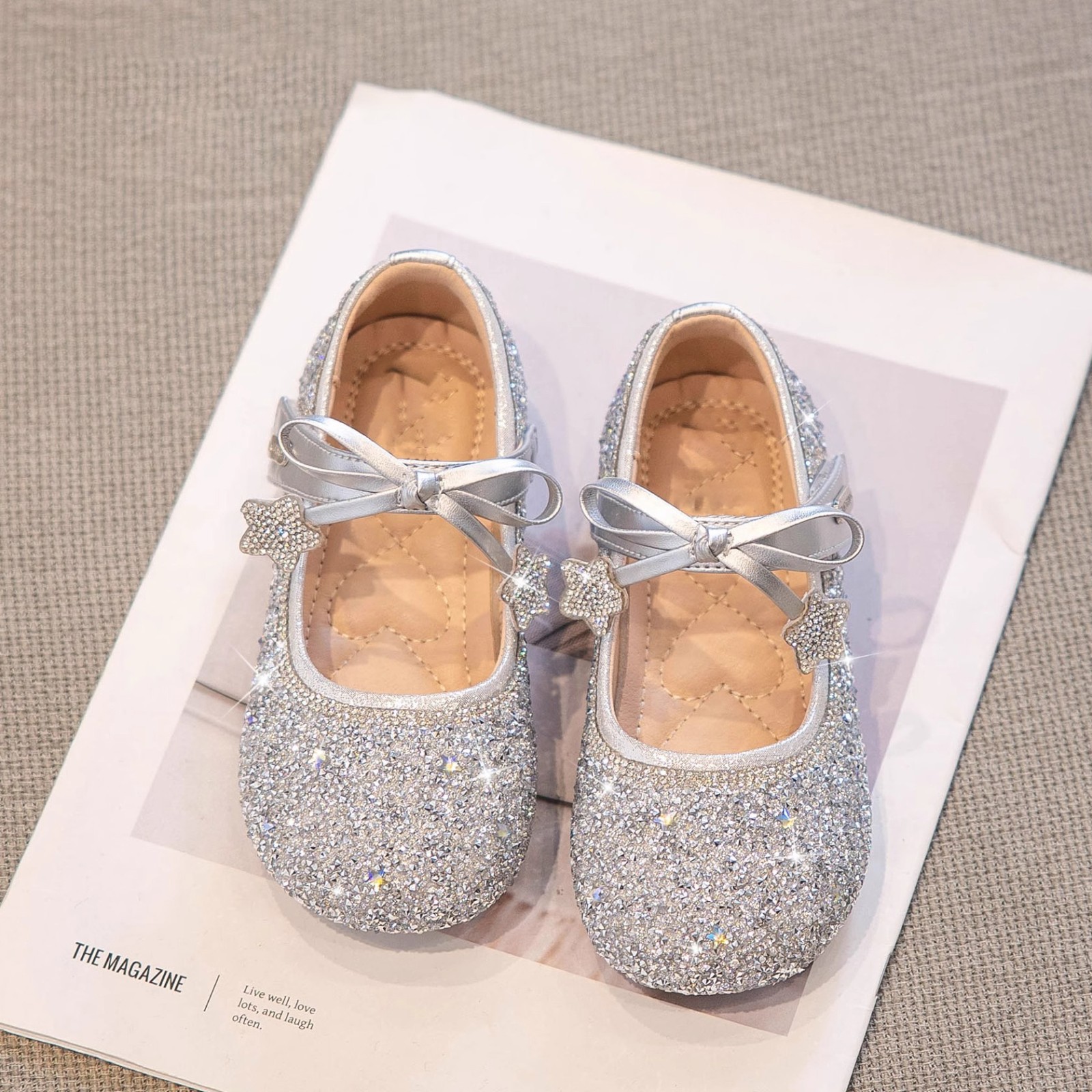 Zapatos de princesa para niñas zapatos de cuero para niños 2026 nuevo primavera y otoño zapatos de cristal para niñas con suela suave zapatos de moda