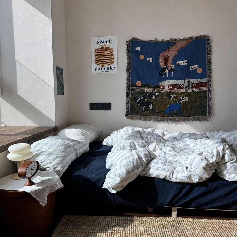 I'M Not Entirely Here Korean Healing Small Tapestry Bedroom Atmosphere Arrangement Room Decoration Blanket I'M Not Entirely Here Korean Healing Small Tapestry Bedroom Atmosphere Arrangement Room Decoration Blanket