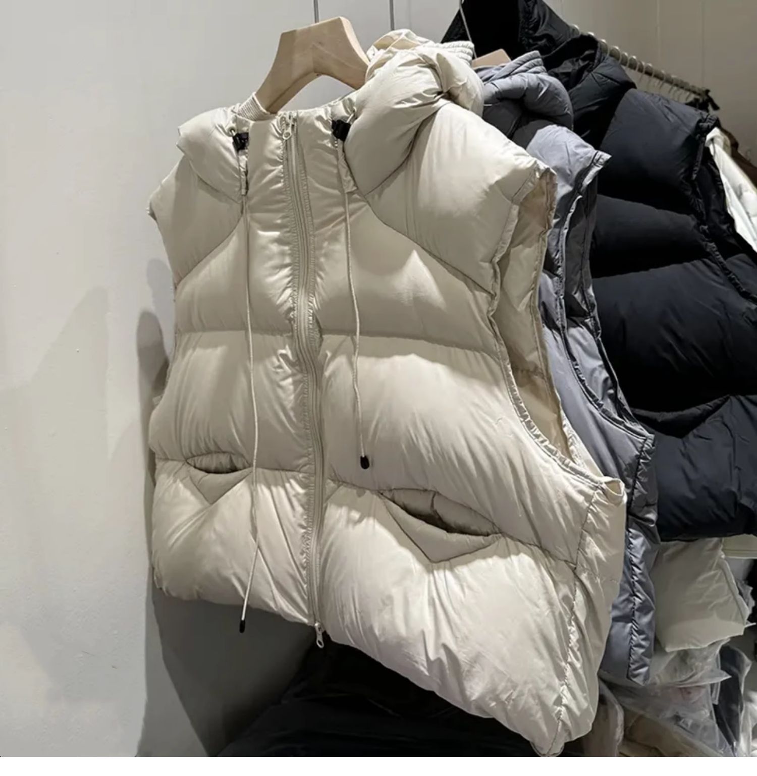 Women's Loose High-end Padded Vest-style Jacket 43 O1CN01izIwJM1PzkMY442Uo !!2219787171912 0 cib