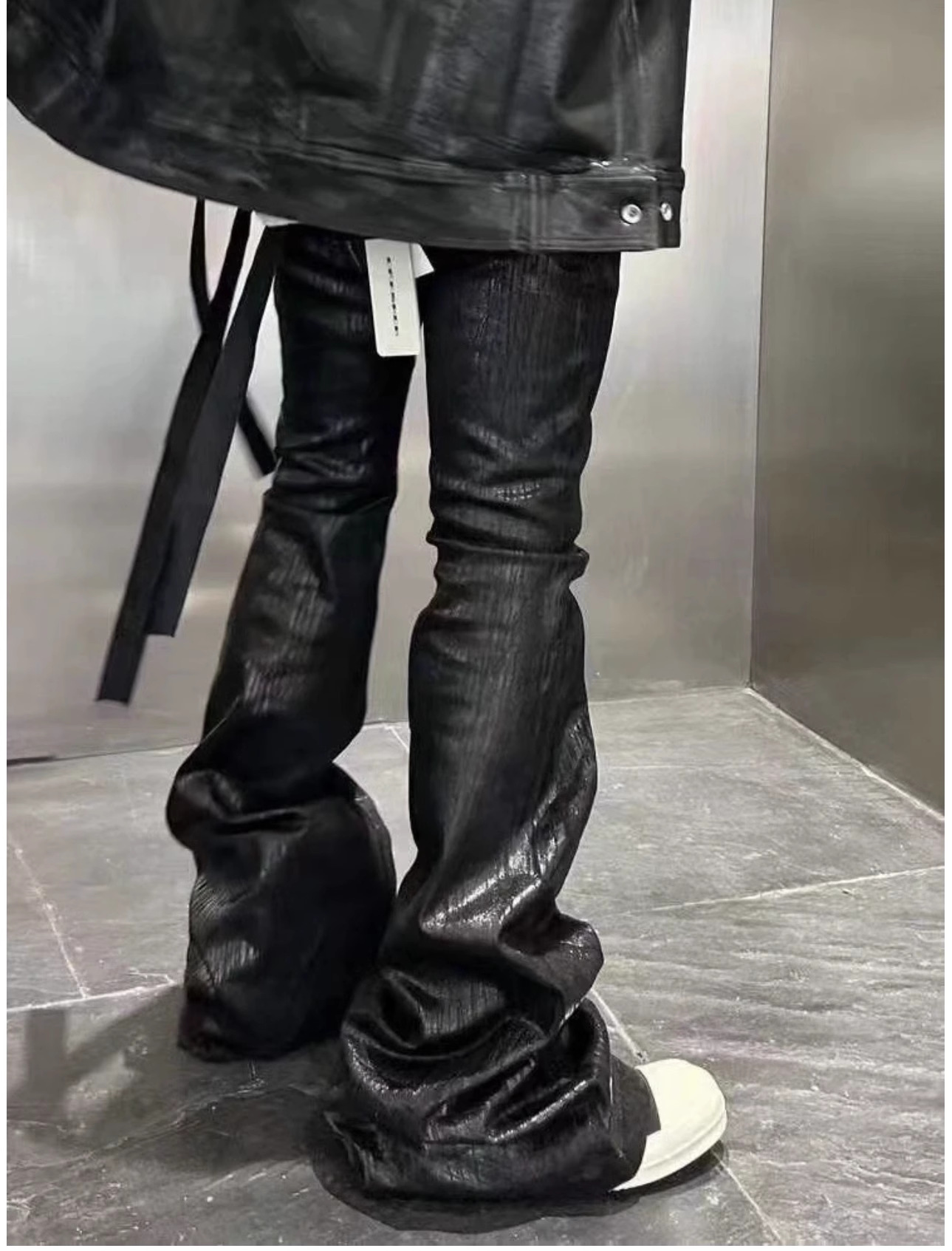 Jean évasé en similicuir enduit pour homme – Pantalon large délavé vintage (90 % coton, M-XXL, noir)_voghion.com