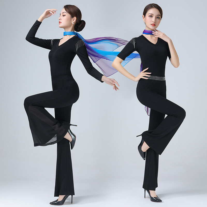 春の新型の形の服の学生は服装の女性を訓練します。|undefined