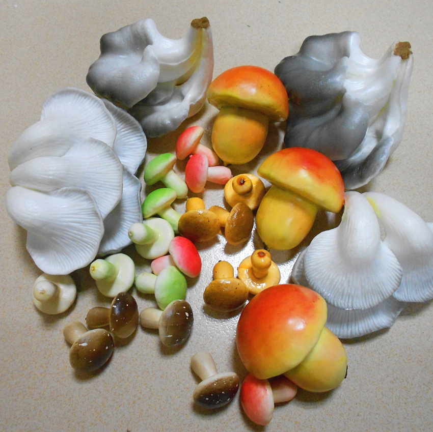 Simulated mushrooms