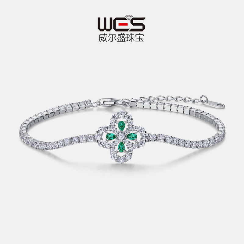 Pulsera de pétalo de trébol de cuatro hojas retro de lujo ligero transfronterizo caliente S925 con incrustaciones de plata para cultivar joyas de esmeralda moda y versátil