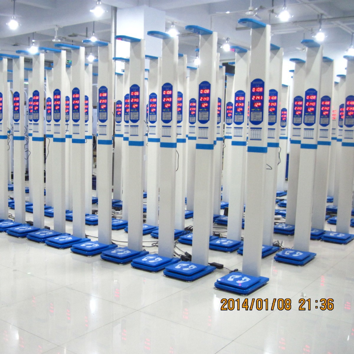 郑州生产超声波身高体重秤 乐佳牌HW-700电子身高体重秤