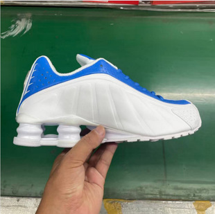�羳���QShoxR4͸���\�Ӛ�|���e�ܲ�Ь�ļ���Ů��