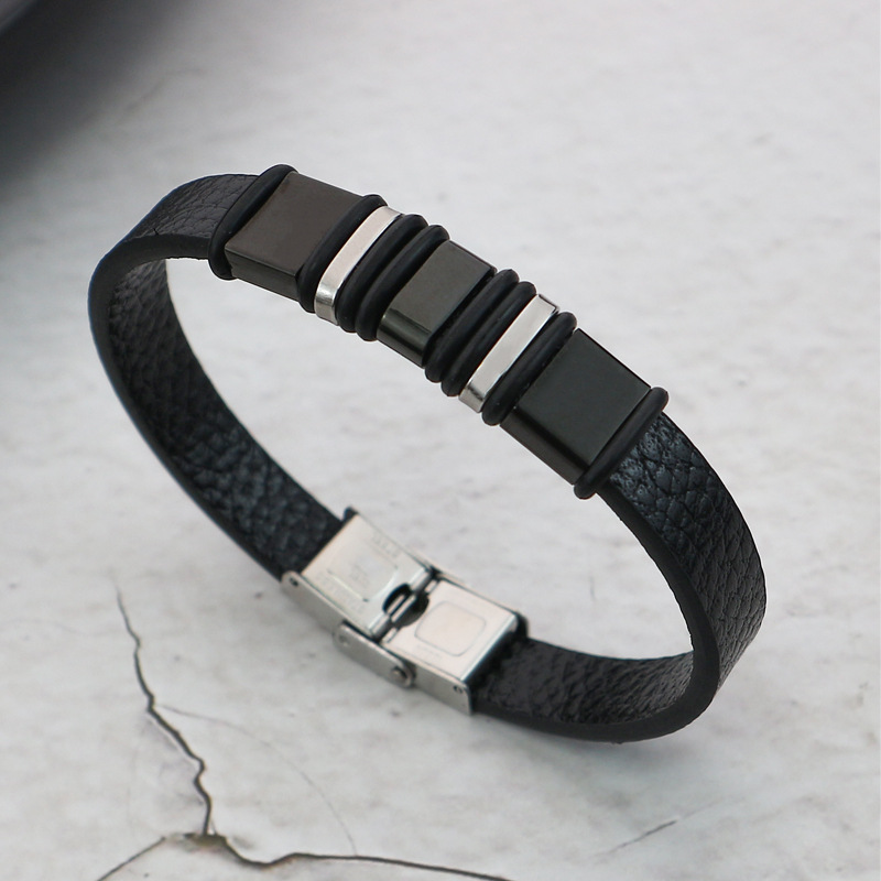 Cross-border e-commerce supply jewelry PU leather Sports men's bracelet personality lettering stainless steel couple bracelet wholesale