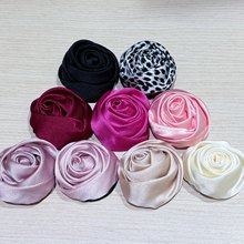 热销5cm色丁含苞立体玫瑰花朵diy头饰手捧花手腕花胸花服饰配件