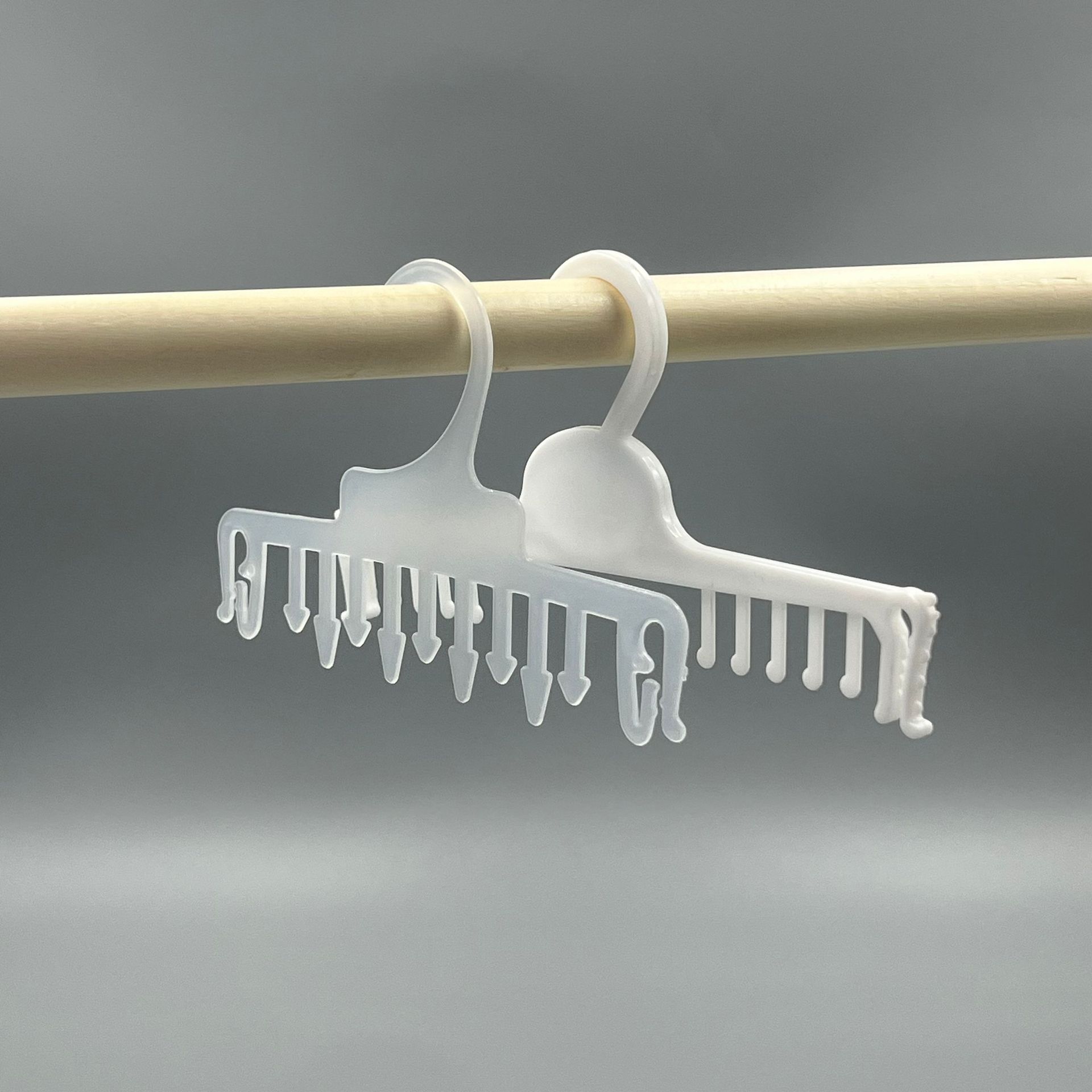 プラスチック製衣類乾燥ラック 大人用櫛型下着ハンガー スーパーマーケット衣料品店 ブラジャー下着省スペース展示ラック