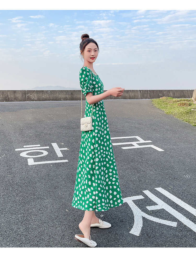 Sexy Short-sleeved Korean Hepburn-style Elegant Dress, A-line Chiffon, Pure And Alluring, Plus-size, Green Floral_ecoleips.com