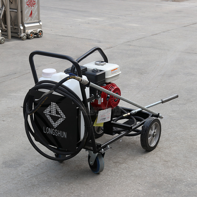 Pulverización de asfalto fabricantes reparar carreteras de gasolina renovación distribuidor de mantenimiento del pavimento empujando distribuidor