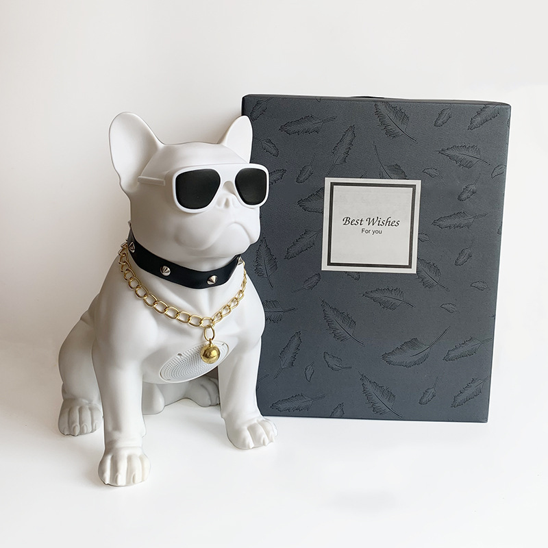 Bulldog subwoofer todo el cuerpo sonido de perro adornos de automóvil cabeza de perro altavoz bluetooth novio explosión de cumpleaños