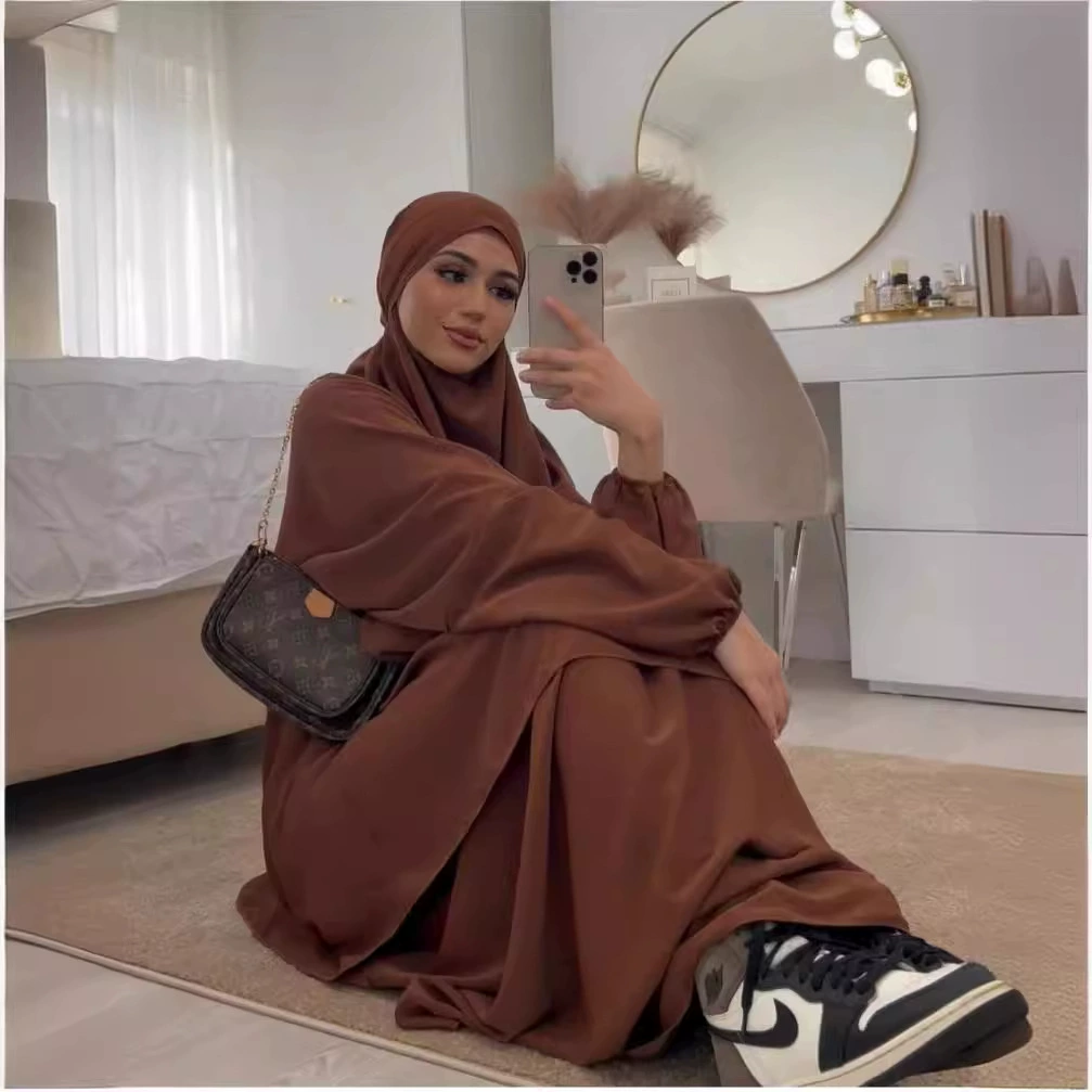 Фабрика прямых продаж Iduo новый ближневосточный халат боковой карман с капюшоном комплект сплошной цветной комплект из двух частей 23590