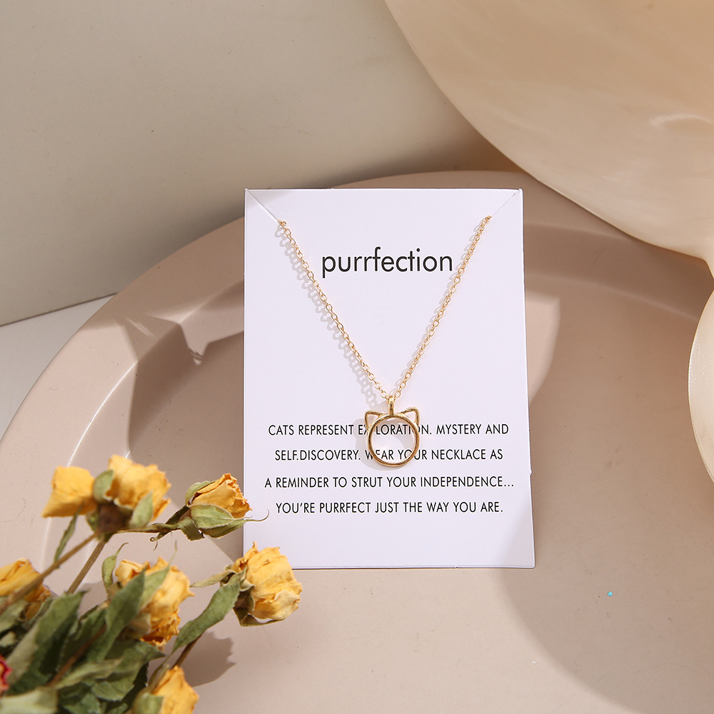Collana elegante con perle e pendenti animali per donna_voghion.com