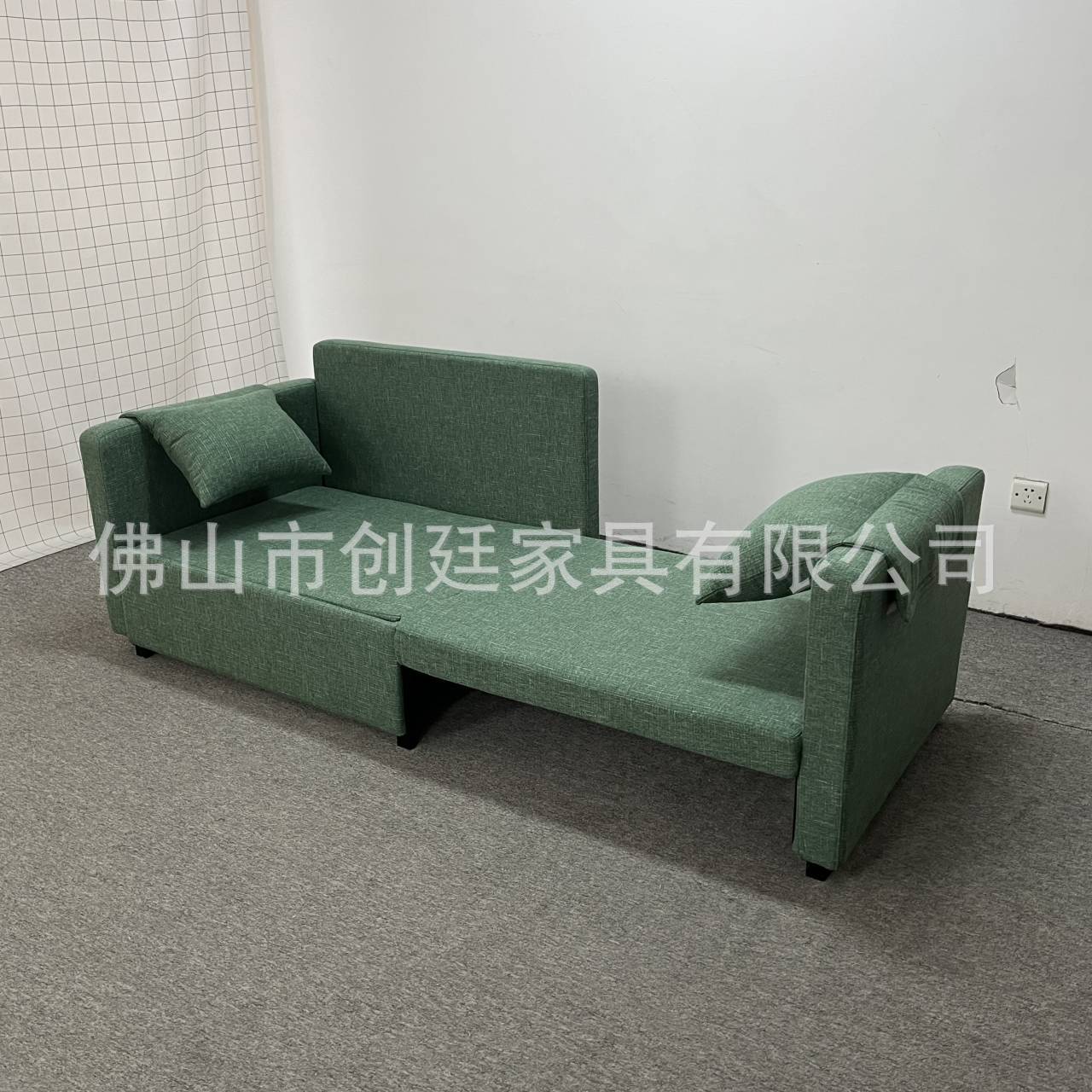 LYNAIB}0G@ZI28ZS3BPZ4O2_tmb.jp