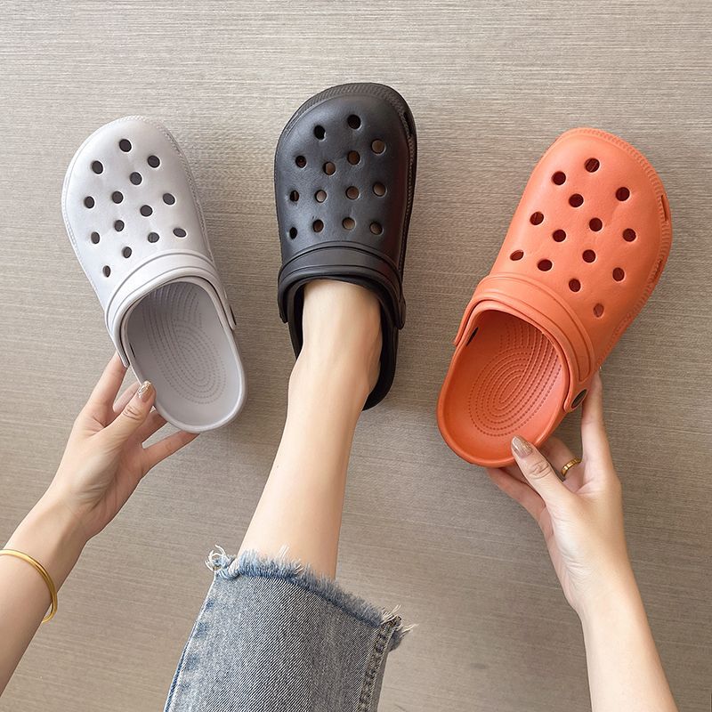 Simple Croc Shoes Women's Trendy Baotou Special Edition Can Be Weared Lightweight Soft Sole Nurse Beach Seaside Garden Shoes