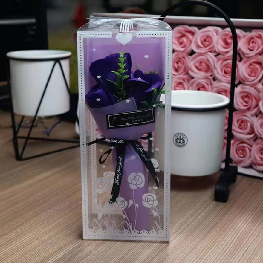 보라색 장미 선물 상자