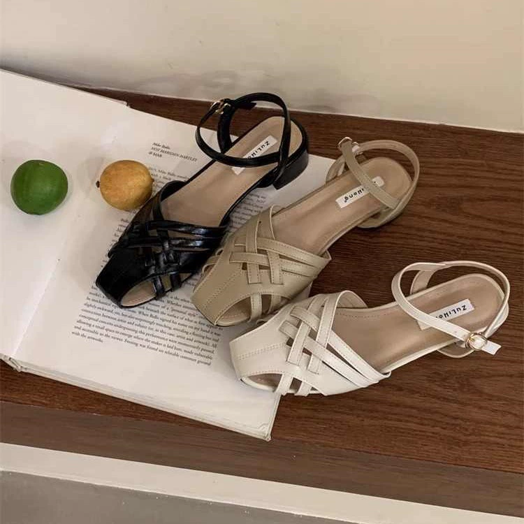Модные нишевые босоножки с ремешком на щиколотке, закрытым носком, на массивном каблуке, летние 2025, новые сандалии-шлепанцы для женщин