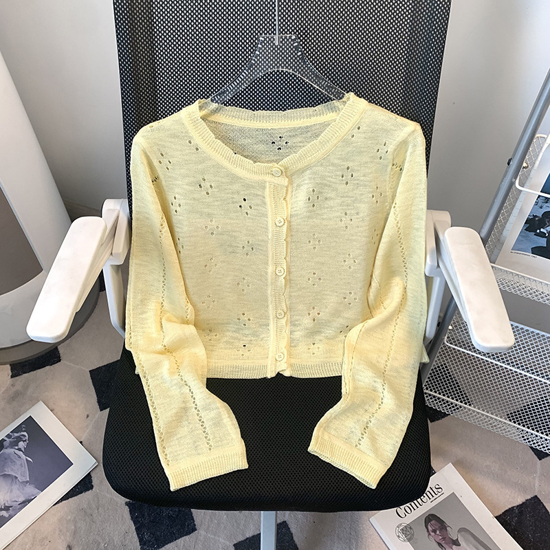 Korean Versatile Hollow-Out Sun-Protective Short Knit Cardigan for Women, 2025 Summer New Slimming Outerwear Short Top Air-Conditioning Shirt