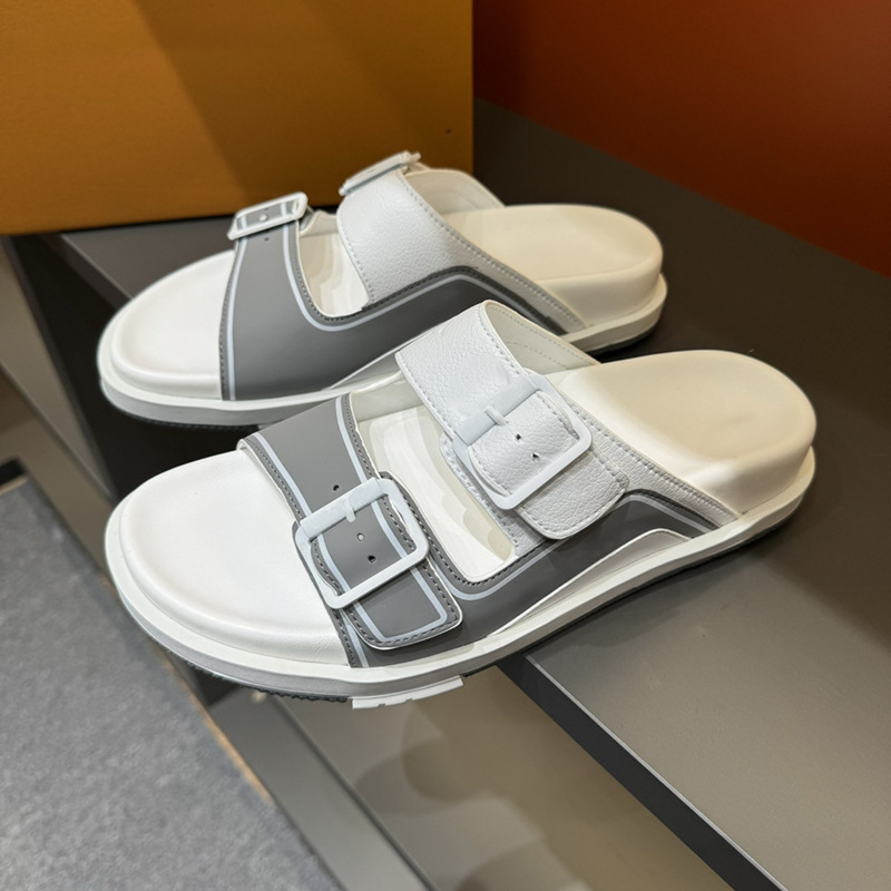 가죽 신발 사이즈에 따른 흰색과 회색