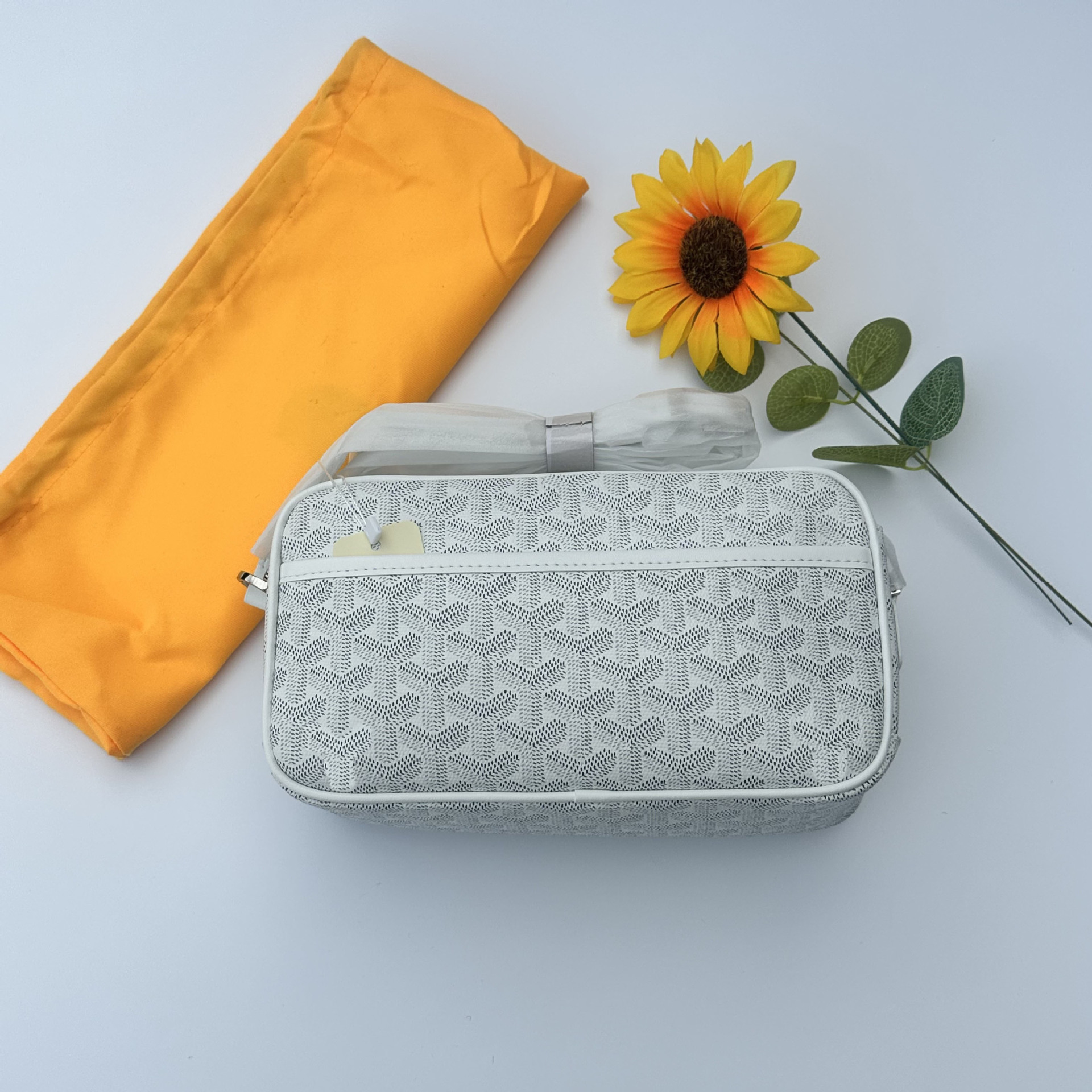 ゴヤ犬の歯の包みのファッションは版の高品質の韓国版のスターに対して同じ肩の斜めのショルダーの小さい方の包みのカメラの包みの現物を掛けます。