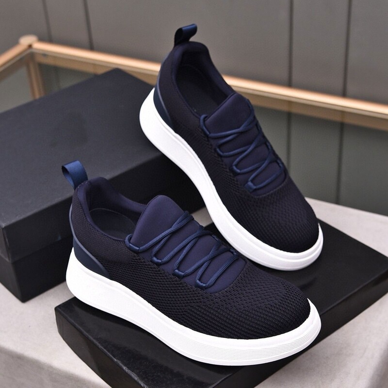 2025 New Summer Men's Shoes Casual Versatile Breathable Mesh Thick-Soled Trendy Slip-On Sneakers