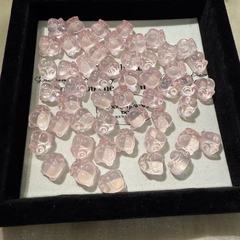 天然ピンククリスタルバニービーズピンクかわいいバニー DIY ブレスレットネックレス彫刻ペンダント卸売