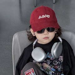 Korean-style INS children's duckbill hats, trendy unisex kids' curved brim baseball caps for spring and autumn outings, baby hats, stylish