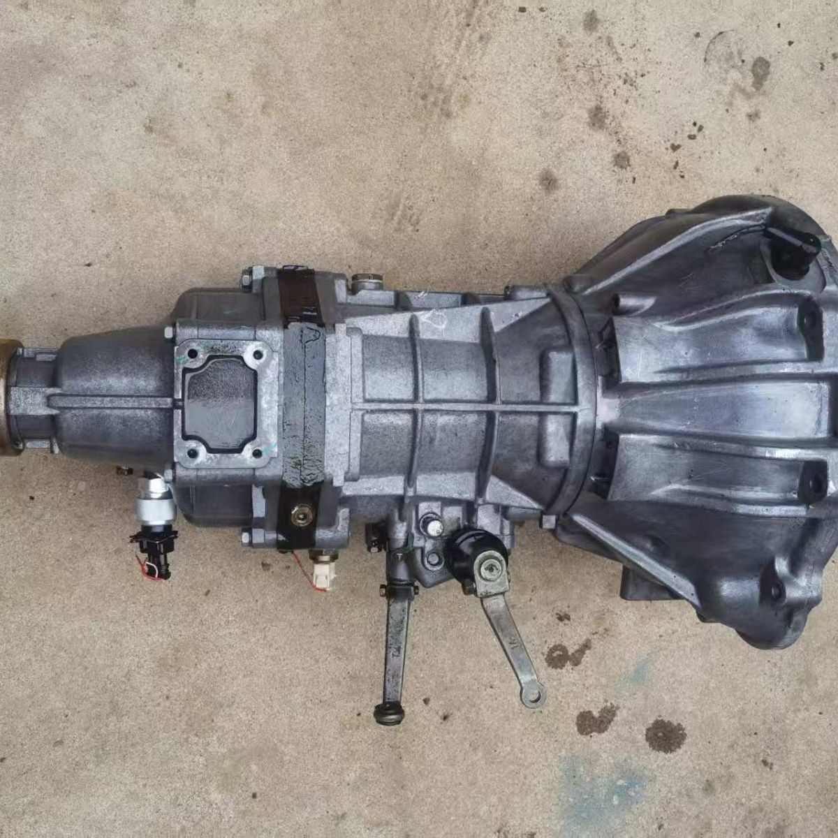 Suitable for Jinbei Grace V19, Haishi 491, 4Y van, Great Wall pickup truck manual transmission gearbox assembly