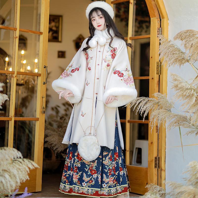 Luo Zhuyuan Chuangming Hanfu Women's 2024 New Autumn and Winter fleece-lined Long Shirt Daily New Year Dress Horse Face Skirt Ancient Dress Luo Zhuyuan Chuangming Hanfu Women's 2024 New Autumn and Winter fleece-lined Long Shirt Daily New Year Dress Horse Face Skirt Ancient Dress