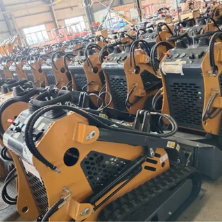 跨境微型小型滑移机一机多用滑移装载机铲斗清扫器破碎锤工程车