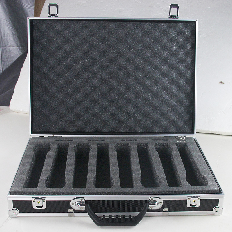 Solo 8 cajas de micrófono negras