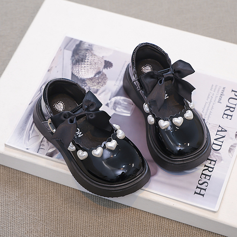 Zapatos de cuero para niñas 2025 primavera y otoño nuevos niños princesa Marizhen zapatos zapatos de espectáculo para niñas zapatos de perlas de arco