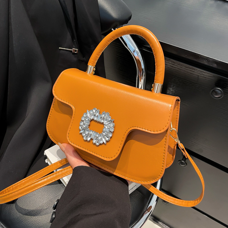 Bolso de hombro de moda con diamantes bolso cuadrado primavera y verano 2025 nuevo bolso de color caramelo bolso de tela extranjero