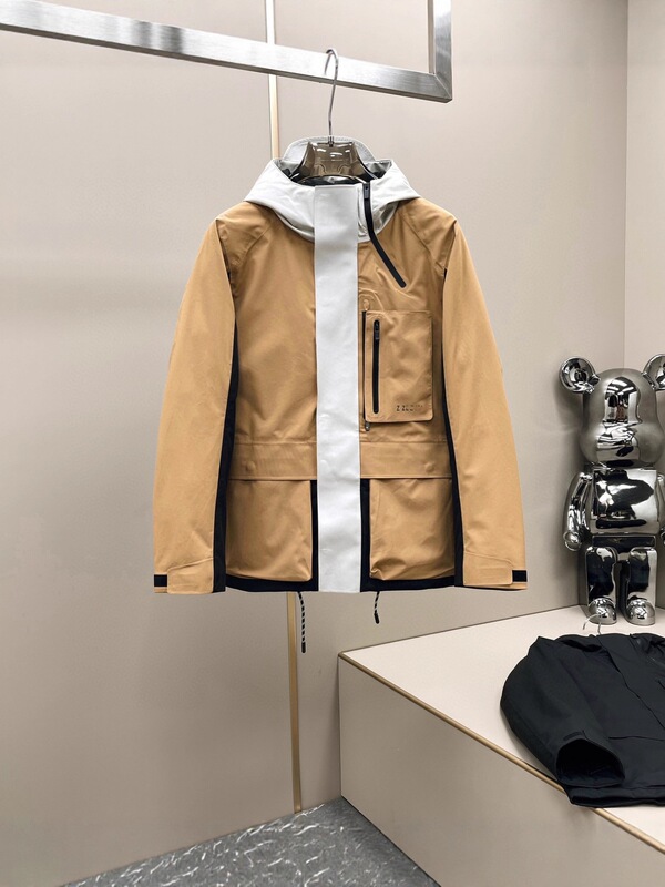 Special offer, original factory product, men's casual fashion autumn and winter new model hooded down jacket with chest letter logo Special offer, original factory product, men's casual fashion autumn and winter new model hooded down jacket with chest letter logo
