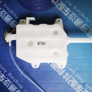 Производитель поставляет Dongfeng 145/153 утолщенный расширительный бак для воды, пластиковый автомобильный вспомогательный чайник для охлаждающей жидкости