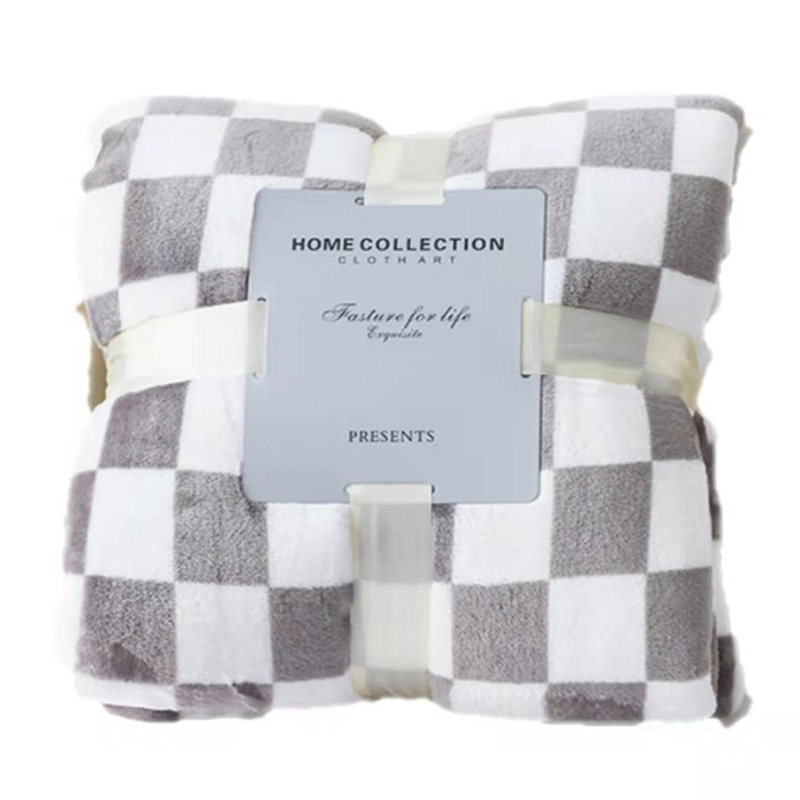 Checkerboard flannel blanket air conditioning blanket office nap blanket_voghion.com