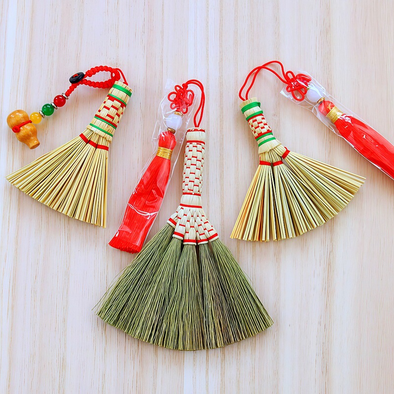 Baby Bedside Small Broom Baby Surprise Sorghum Seedling Broom Housewarming Decorative Supplies Five Emperors Copper Coin Broom Pendant