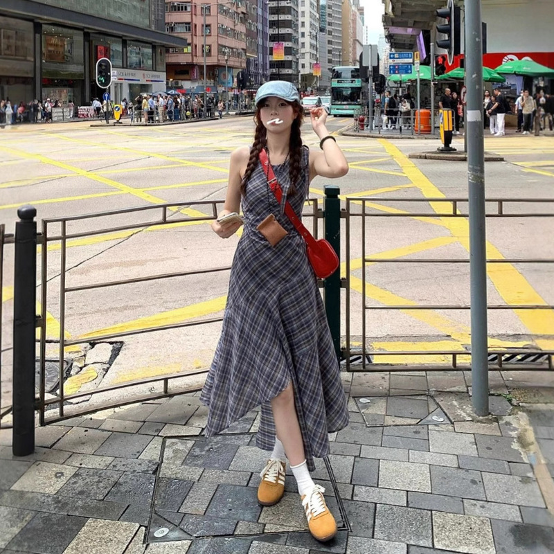 Hong Kong Style Retro Plaid dress Women's Summer Elegant Tight Waist Vests Skirt Design Niche Irregular Skirt Long Skirt