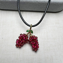石榴石葡萄吊坠 硕果累累 女水晶吊坠 酒红色 颜色浅 透