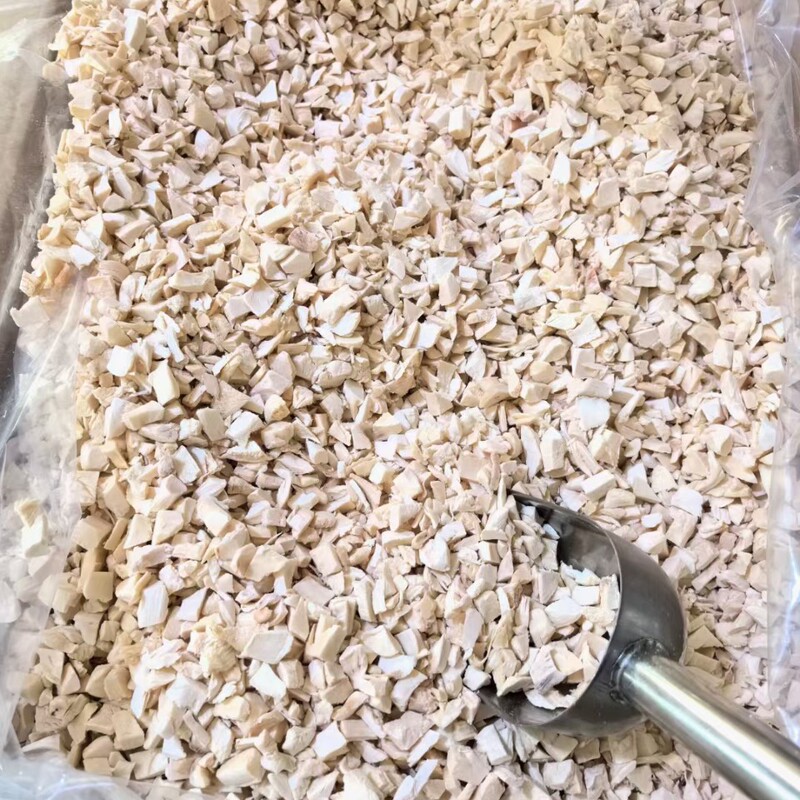 Freeze-Dried Chicken Minced Duck Meat Mixed with Grain Minced and Good Palatability for Cats and Dogs Protein Nutrition and Healthy Pure Meat Snacks