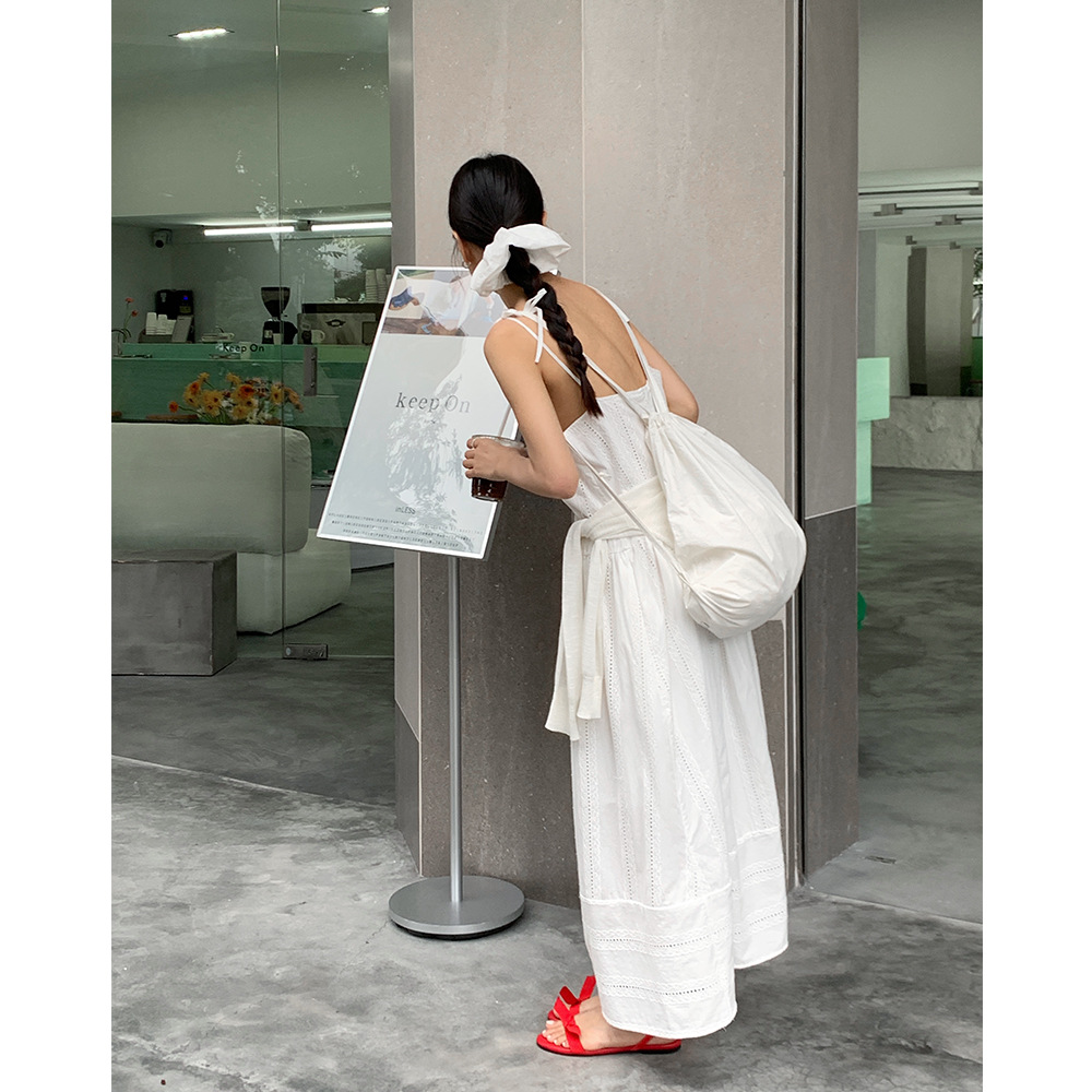 Dress sleevless
