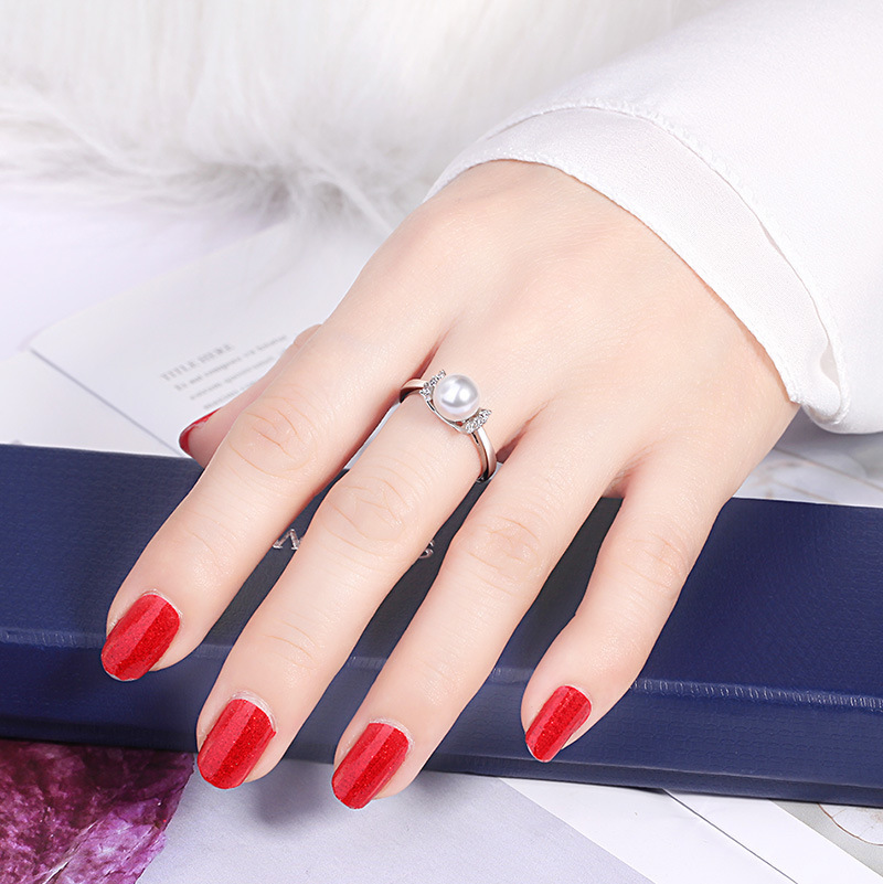 Simple Style Solid Color Copper Plating Inlay Artificial Diamond Rings 1 Piece