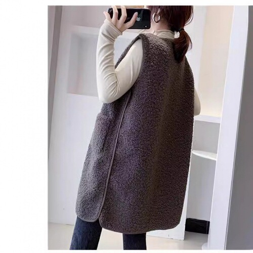 Women's Long Cardigan Vest for Autumn/Winter, Fashionable New Design, Trendy Outerwear with Faux Lamb Wool Material