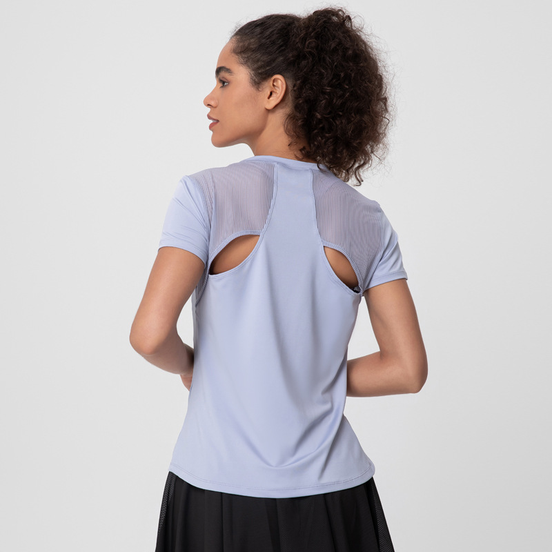 2023 primavera y verano nueva ropa de fitness de manga corta para mujer Camiseta deportiva de malla hueca ropa de yoga sexy suelta en stock